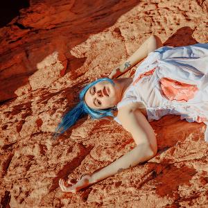 Lyda Drops Dance Pop Track 'Unrequited' Image