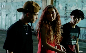 Cloe Wilder Releases Music Video For New Single 'Save Me' Image
