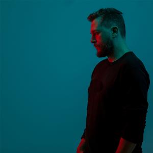Electronic Producer Fonkynson Releases New Album FALLING Image