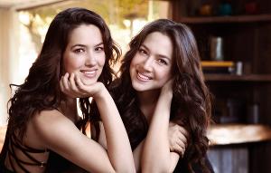 PSO's All Mozart Season-Opener Features Naughton Twins Image