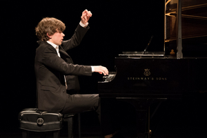 Naumburg Presents Pianist Albert Cano Smit In His NY Debut 