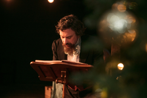 Independent Shakespeare Co Presents A CHRISTMAS CAROL WITH CHARLES DICKENS 