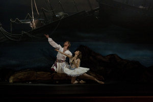 The Bolshoi Ballet's Production Of LE CORSAIRE Comes To The Ridgefield Playhouse On The Big Screen In HD 