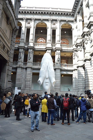 Detrás Del Muro,escultura Monumental De Jaume Plensa, Por Primera Vez En México, Llega Al Museo Nacional De Arte  Image