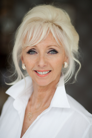 Debbie McGee Will Make Her Stage Acting Debut in THE HOUSE ON COLD HILL  Image