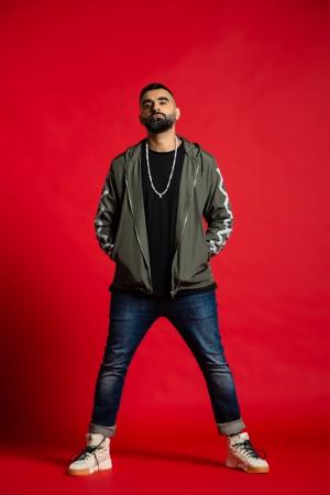 Tez Ilyas Will Tour The UK In 2020 With Brand New Show POPULIST 