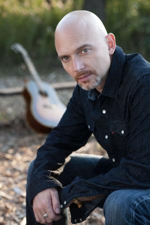 Michael Cerveris Plays a Solo Show at The Wine Goddess in Chicago 