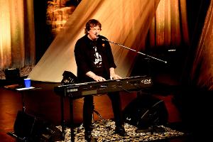 Classic Rock Legend Burton Cummings Performs At Pepperdine Image