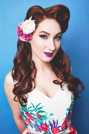 Robyn Adele Anderson Will Make Her Debut At The Green Room 42 Image