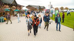 Bethel Woods Center For The Arts Announces Fall Festival Dates Image