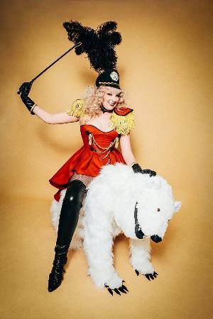 Hovey Burgess Joins Cast Of WILFREDO A GO GO At The Slipper Room Image