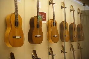 John Harris Donates His Unique Collection Of Guitars Image