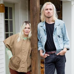 The Head And The Heart Release Live Performance Video Of 'Honeybee' With Artists Den Digital Series Image