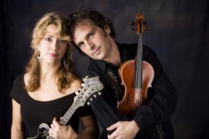 Northern Sky Presents Texas Folk/Jazz Duo Karen Mal And Will Taylor In Concert  Image