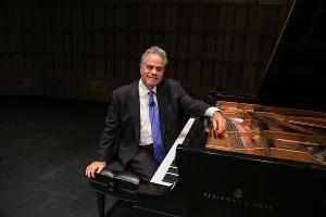 Long Running Classical Series With Jeffrey Siegel Returns To Scottsdale Center For The Performing Arts  Image