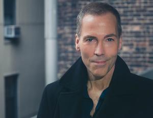 Nelson Aspen Returns to Green Room 42 with CITY LIGHTS Image