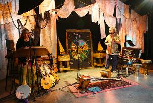 Teatro Paraguas Presents 4 SHILLINGS SHORT In Concert Image