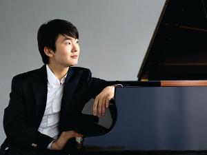 Pianist Seong-Jin Cho Announced at NJPAC This March 