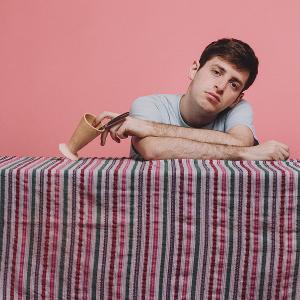 The Den Announces Comedian Alex Edelamn, October 28 Image