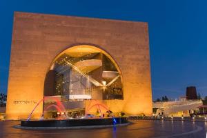 Segerstrom Center For The Arts To Be Recognized At The Last Veteran's Concert Series Image