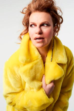 Sandra Bernhard Will Return to Joe's Pub For Annual Holiday Show BERN IT DOWN  Image