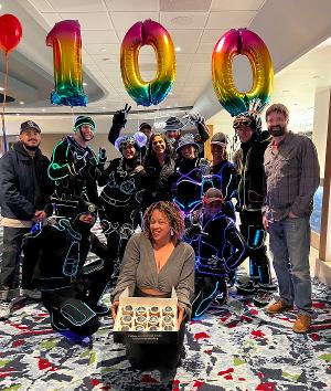 iLuminate Celebrates 100th Performance On The Las Vegas Strip Image