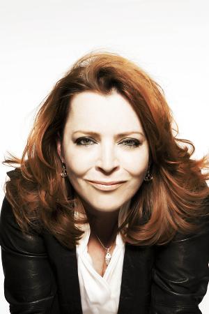 Comedian Kathleen Madigan Brings Her New Tour To The Ridgefield Playhouse Stage This April  Image