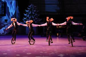 Sailor Circus to Present THE GREATESTLITTLE SHOW ON EARTH! Image