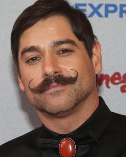Daniel Torres Headshot