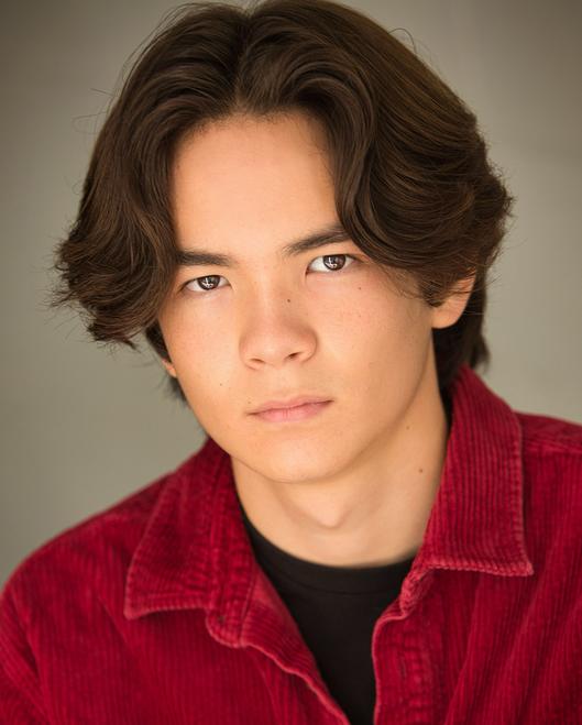 Daniel Peters Headshot