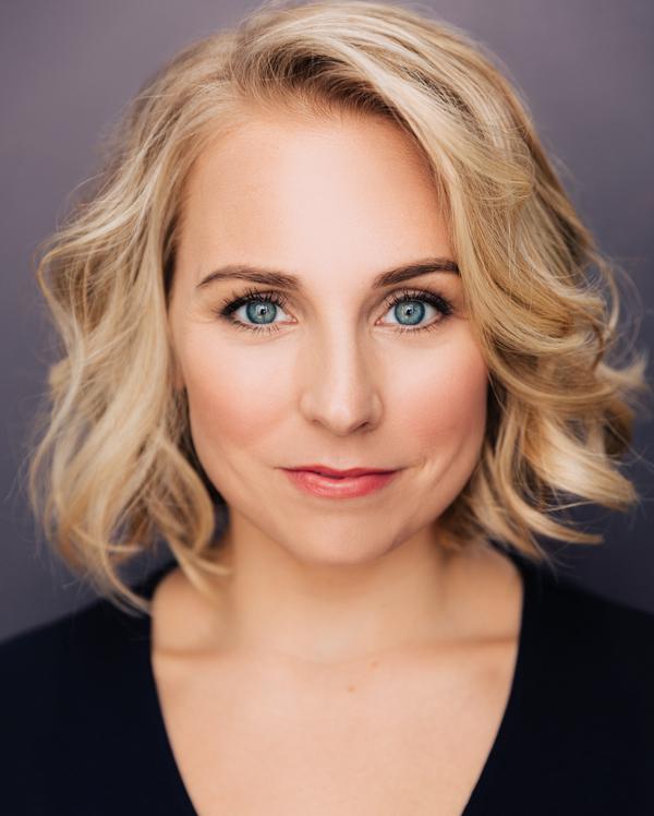 Jenna Pastuszek Headshot