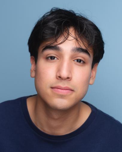 Daniel Velez Headshot