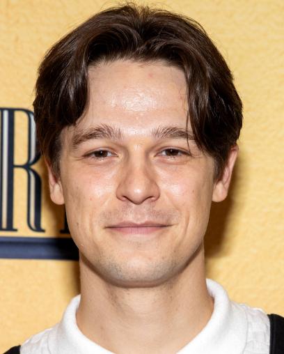 Meet the Cast of ELF THE MUSICAL, Beginning Previews Tonight on Broadway Image