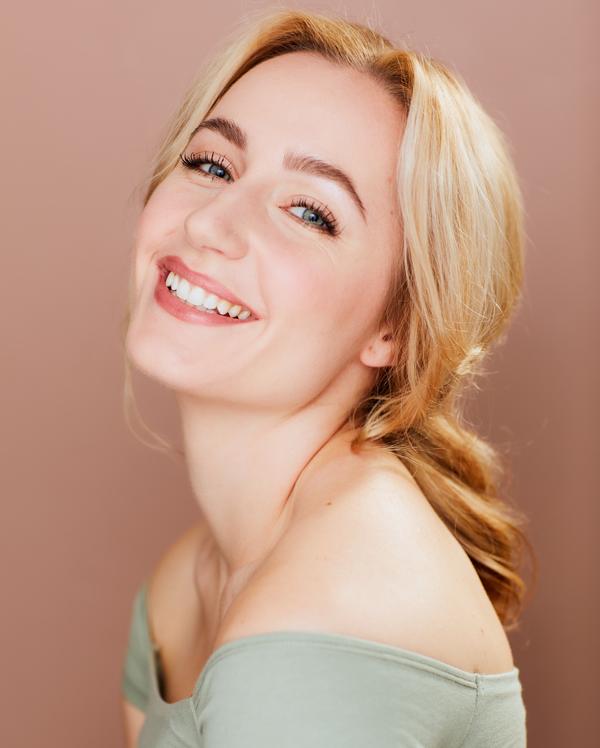 Gabrielle Filloux Headshot