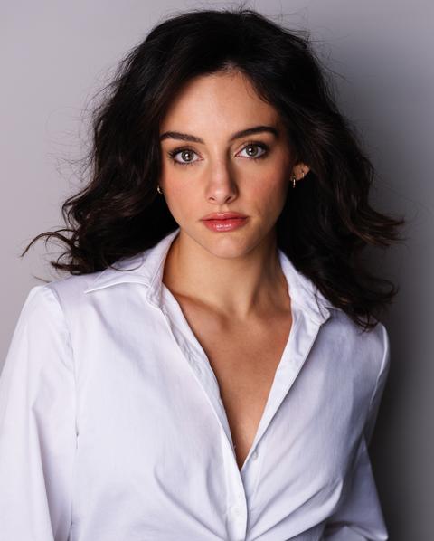 Julia Claire Headshot