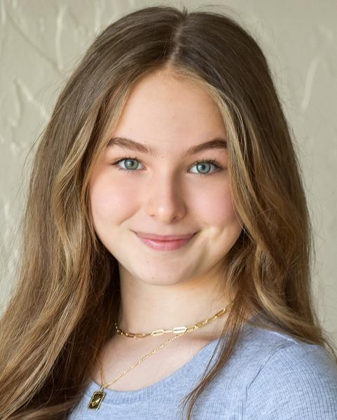 Lily Philbrook Headshot