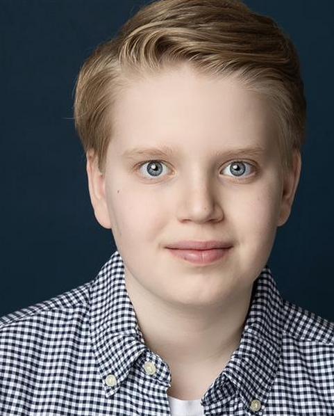 Elliot Torbenson Headshot