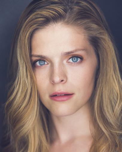 Molly Griggs Headshot