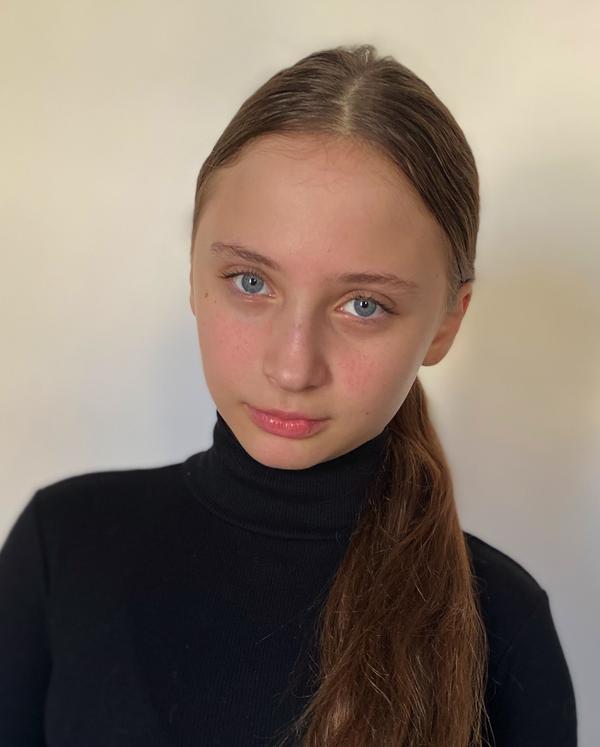 Tiera Lopper Headshot