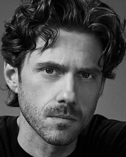 Aaron Tveit Headshot