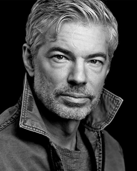 Meet the Cast of LEFT ON TENTH, Beginning Previews Tonight on Broadway Image