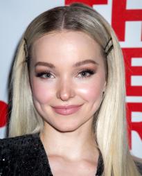 dove cameron biography in english