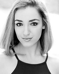 Scarlett Walker Headshot