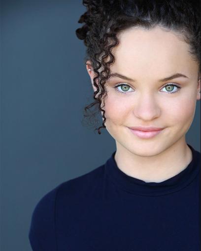 Felicity Bryant Headshot