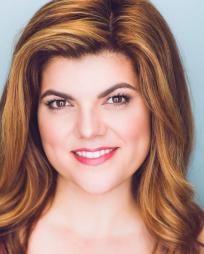 Kelly Brandeburg Headshot