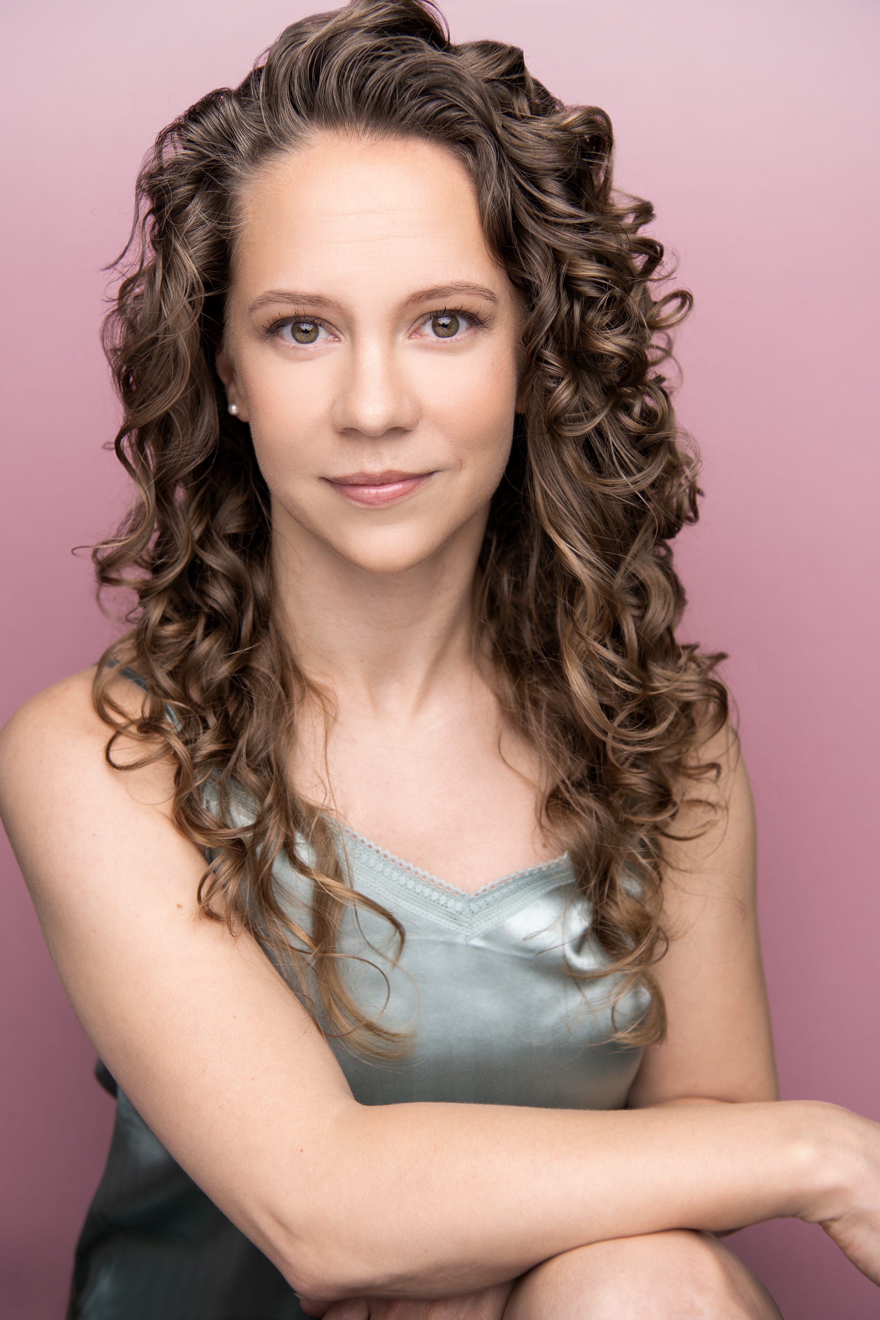 Meet the Cast of ELF THE MUSICAL, Beginning Previews Tonight on Broadway Image
