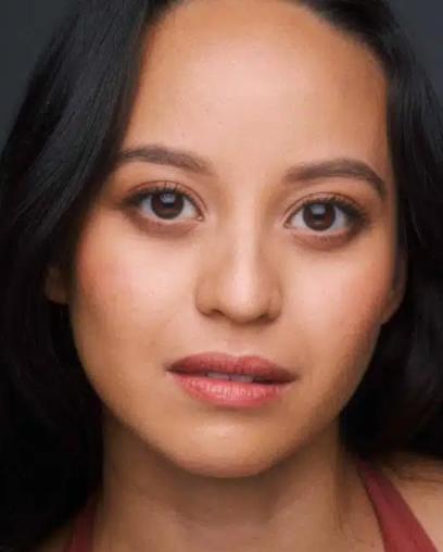 Chloe Nadon-Enriquez Headshot