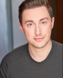 Andrew MacNaughton Headshot