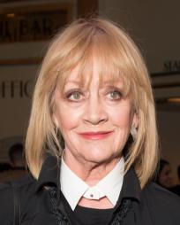 Amanda Barrie Headshot