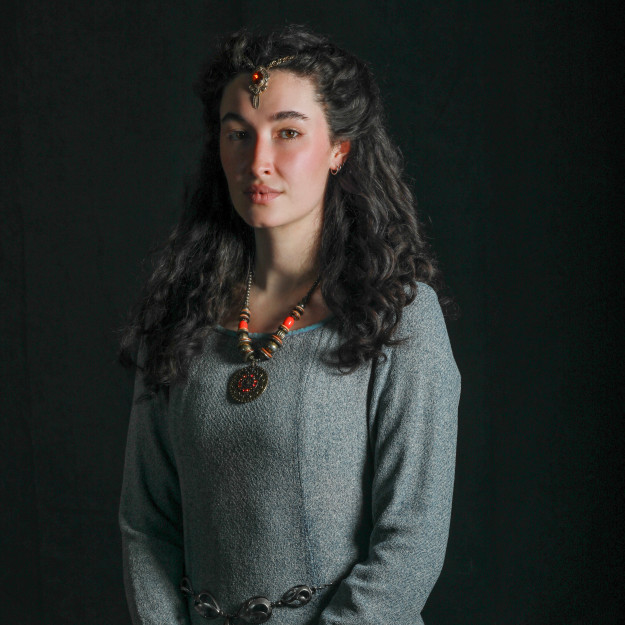 Interview: Vivianna McCormick On Playing Vita in the World Premiere of CRONE CREED at Photo